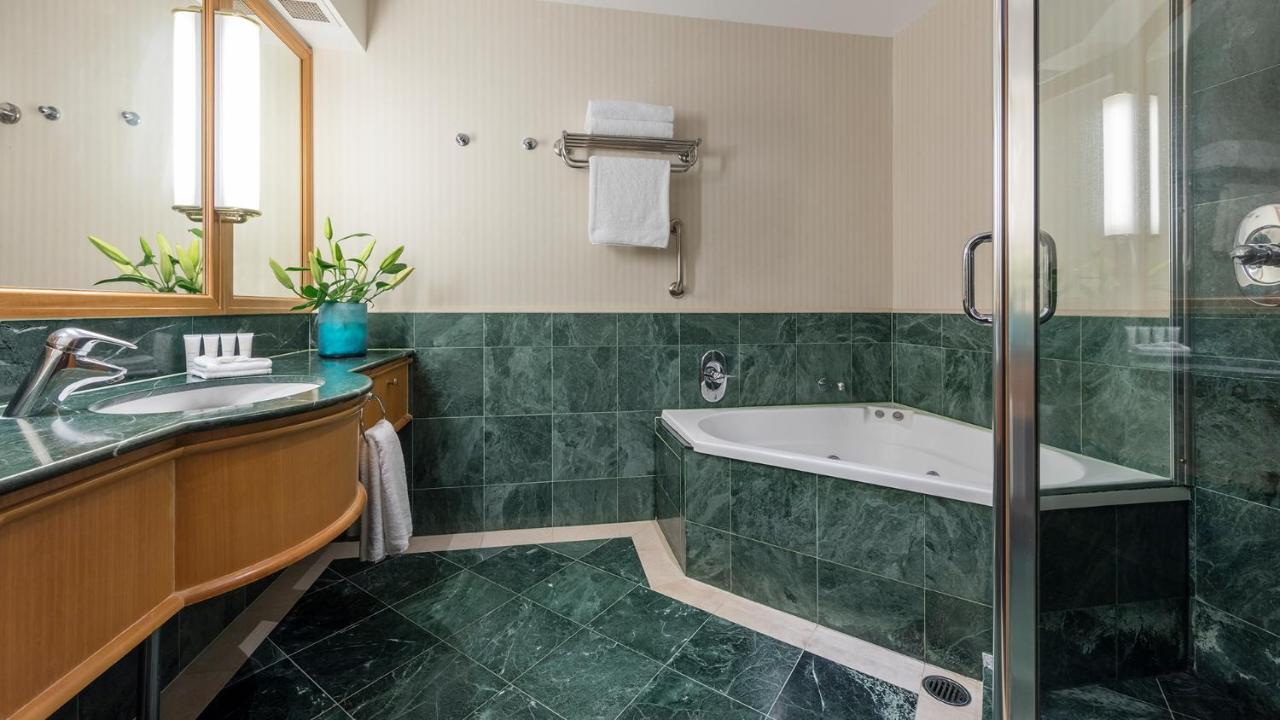 Hotel Oaks Gold Coast