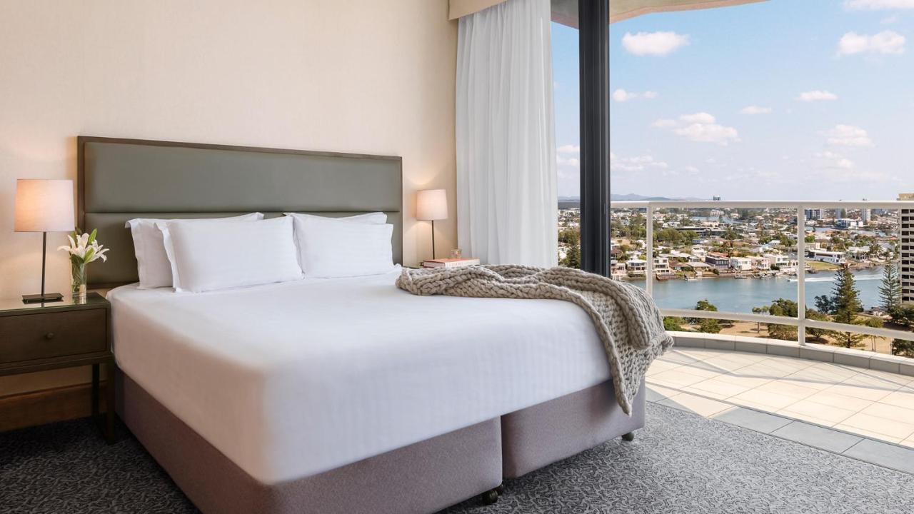 Hotel Oaks 4*